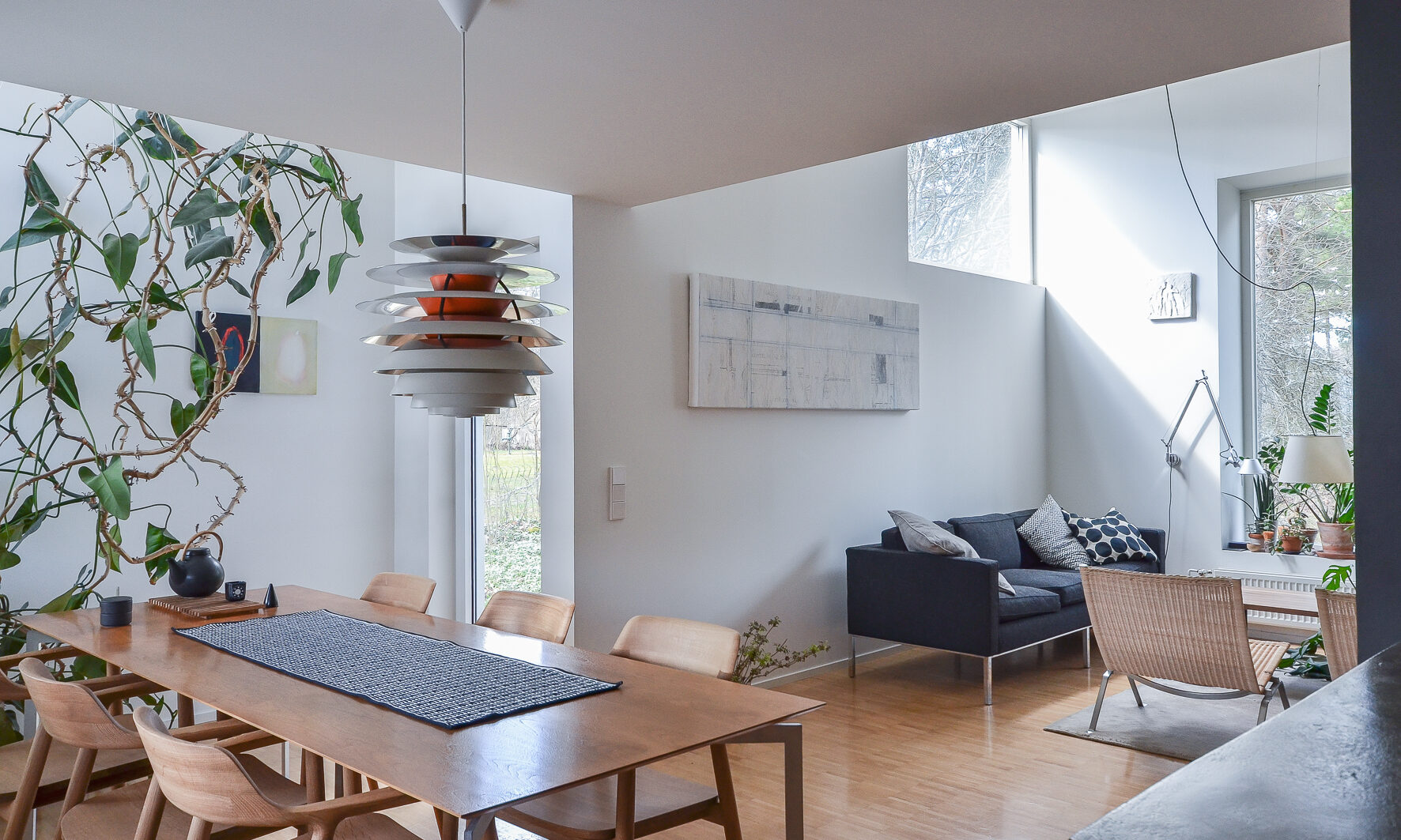 Omakotitalo Kaarinassa, olohuonenäkymä